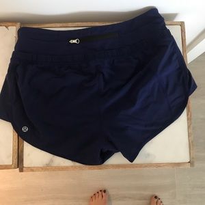LULULEMON SHORTS